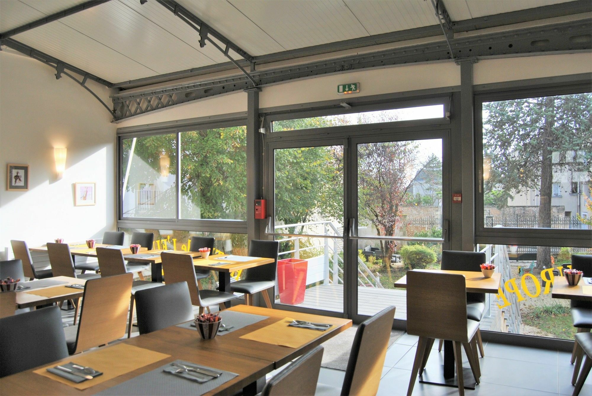 Hotel Logis De L'europe 3*